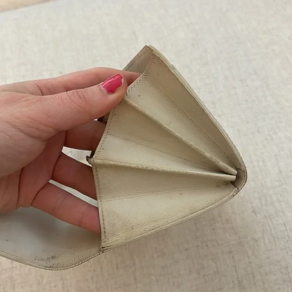Louis Vuitton Gold Vernis Sarah Wallet